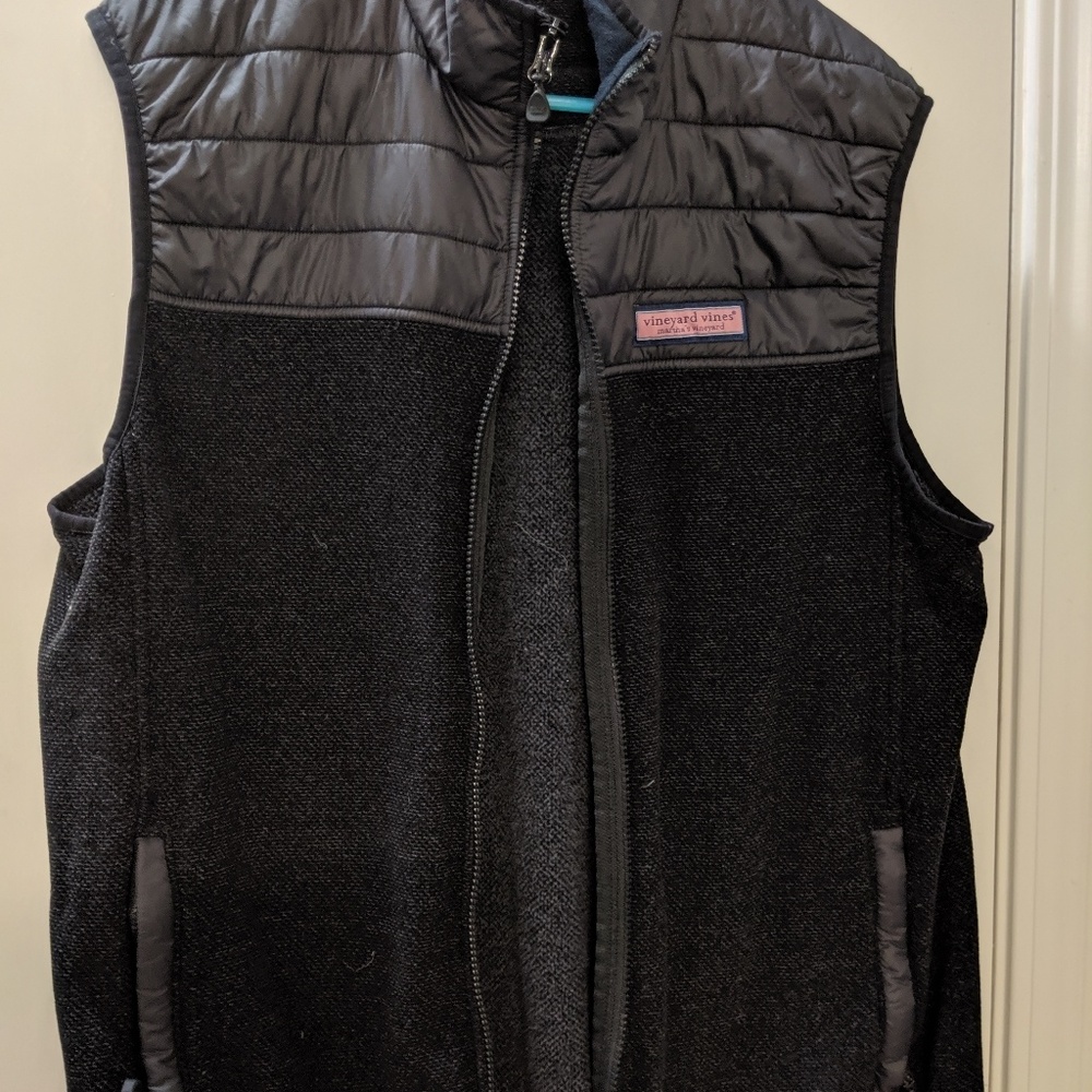 Vineyard vines large men's vest